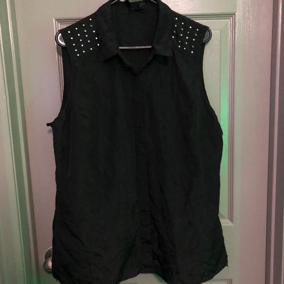 Studded Button down - Picture 1 of 3